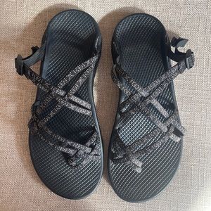 Chaco Zong X Ecotread Womens Sandals Size 8 black xoxo color